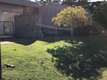 Casa en venta - 3 Dormitorios 2 Baños - 125 mts2 - 9 De Julio