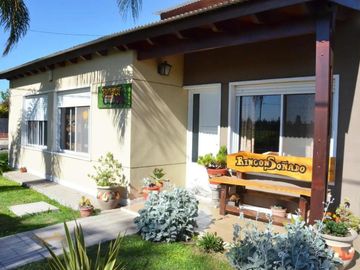 Venta casa 3 dormitorios APTA CREDITO HIPOTECARIO - FUNES TOWN