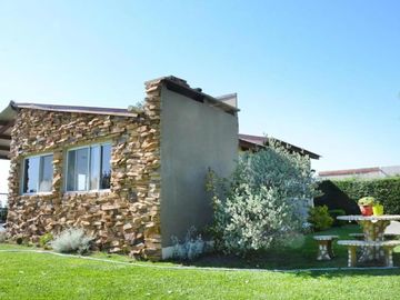 Venta casa 3 dormitorios APTA CREDITO HIPOTECARIO - FUNES TOWN