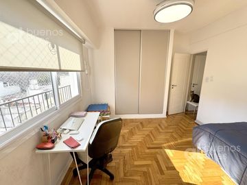 Departamento de 4 ambientes con cochera. Caballito. Venta. APTO CRÉDITO.