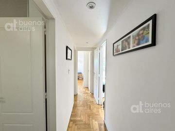 Departamento de 4 ambientes con cochera. Caballito. Venta. APTO CRÉDITO.