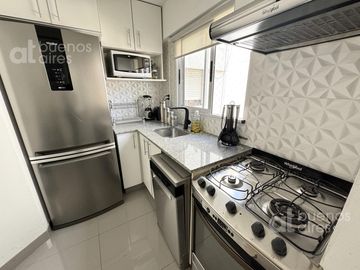 Departamento de 4 ambientes con cochera. Caballito. Venta. APTO CRÉDITO.