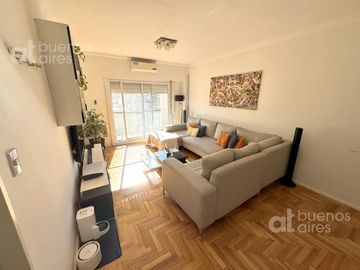 Departamento de 4 ambientes con cochera. Caballito. Venta. APTO CRÉDITO.