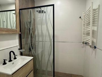 Venta cuatro ambientes con balcon terraza, Centro Mar del Plata