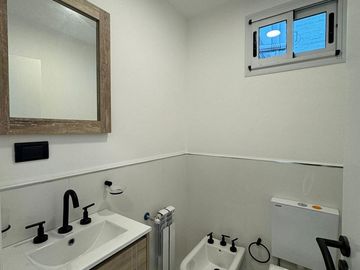 Venta cuatro ambientes con balcon terraza, Centro Mar del Plata