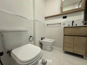 Venta cuatro ambientes con balcon terraza, Centro Mar del Plata