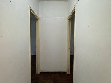 En venta tres ambientes al contrafrente Plaza Colon, Mar del Plata
