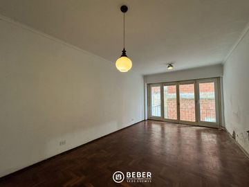 En venta tres ambientes al contrafrente Plaza Colon, Mar del Plata