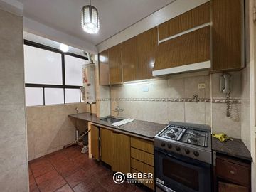 En venta tres ambientes al contrafrente Plaza Colon, Mar del Plata
