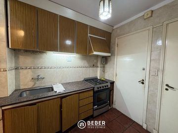 En venta tres ambientes al contrafrente Plaza Colon, Mar del Plata