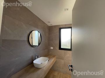 INCREIBLE CASA EN EL BARRIO DE SAN PABLO