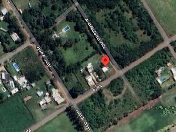 Casa en venta - 2 Dormitorios 1 Baño - 55 mts2 - 9 De Julio