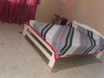 Casa en venta - 2 Dormitorios 1 Baño - 55 mts2 - 9 De Julio