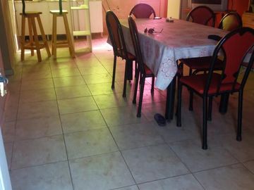 Casa en venta - 2 Dormitorios 1 Baño - 55 mts2 - 9 De Julio