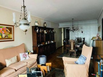Departamento en venta 4 ambientes con dependencia en Caballito