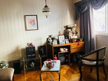 Departamento en venta 4 ambientes con dependencia en Caballito