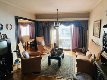 Departamento en venta 4 ambientes con dependencia en Caballito