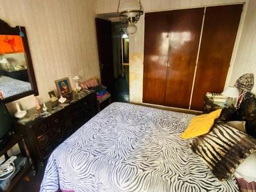 Departamento en venta 4 ambientes con dependencia en Caballito