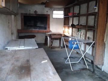 Casa en venta - 4 Dormitorios 2 Baños - 430 mts2 - 9 De Julio