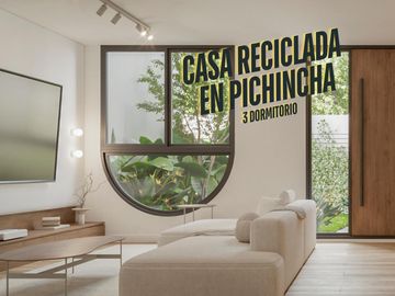 Casa reciclada de autor en venta en Pichincha, Rosario, de 3 dormitorios con terraza y pileta.