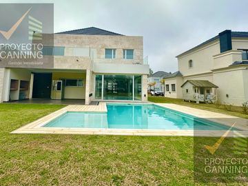 Casa en Saint Thomas Este-Oeste
