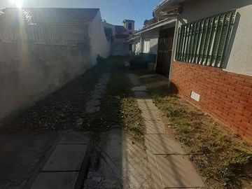 Casa en venta - 2 dormitorios 2 baños - 200mts2 totales - San Clemente Del Tuyú