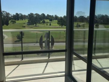 Excelente 2 amb en exclusivo complejo Residencias Pilar Golf. Cochera y baulera.