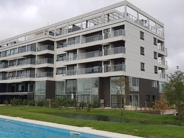 Excelente 2 amb en exclusivo complejo Residencias Pilar Golf. Cochera y baulera.