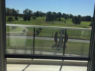 Excelente 2 amb en exclusivo complejo Residencias Pilar Golf. Cochera y baulera.