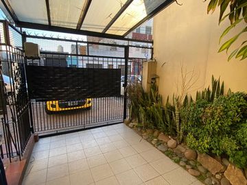 Venta Casa 5 ambientes en Lanús