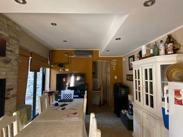 Venta Casa 5 ambientes en Lanús