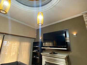 Venta Casa 5 ambientes en Lanús