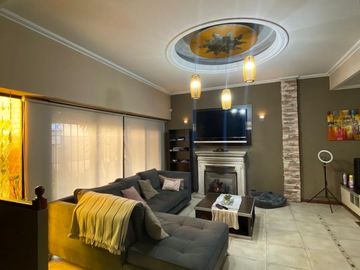 Venta Casa 5 ambientes en Lanús