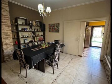 Venta Casa 5 ambientes en Lanús