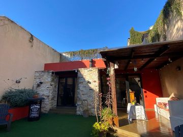 Venta Casa 5 ambientes en Lanús