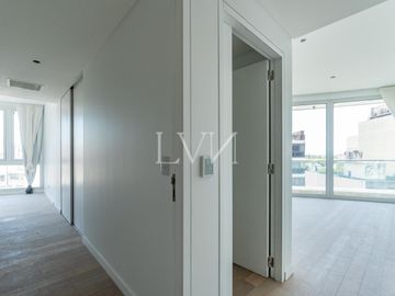 Alquiler / Venta departamento 2 ambientes con balcón - Vicente López - INFINITY TOWERS
