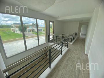 Casa en La Providencia, Canning