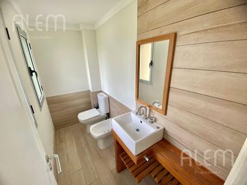 Casa en La Providencia, Canning