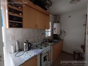 PH en barrio confluencia Apto Crédito Hipotecario.