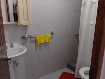 Casa en venta - 5 Dormitorios 3 Baños 2 Cocheras - 403Mts2 - Mar del Tuyú