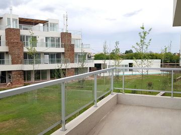 La Balconada | Venta | Tremendo triplex con terraza propia, parrilla y linda vista