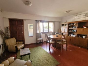 CASA en VENTA en Pinamar en Lote Multifamiliar