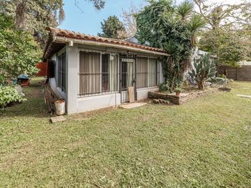 venta casa 5 amb. en Garin con jardin