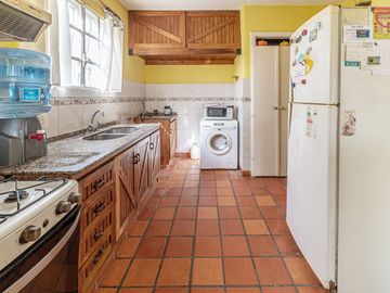 venta casa 5 amb. en Garin con jardin