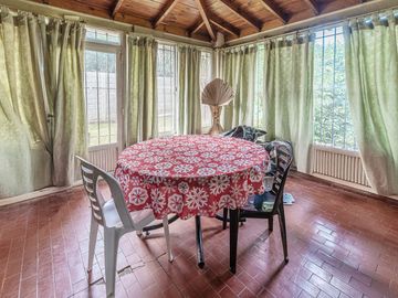 venta casa 5 amb. en Garin con jardin