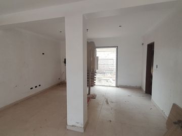 VENTA DE CASA EN CONSTRUCCION NEUQUEN