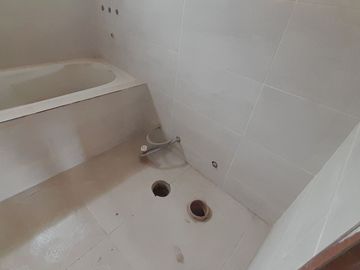 VENTA DE CASA EN CONSTRUCCION NEUQUEN