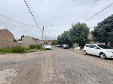 VENTA DE CASA EN CONSTRUCCION NEUQUEN