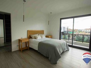 CASA EN VENTA 6 AMBIENTES EN TERRALAGOS A ESTRENAR