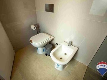 CASA EN VENTA 6 AMBIENTES EN TERRALAGOS A ESTRENAR